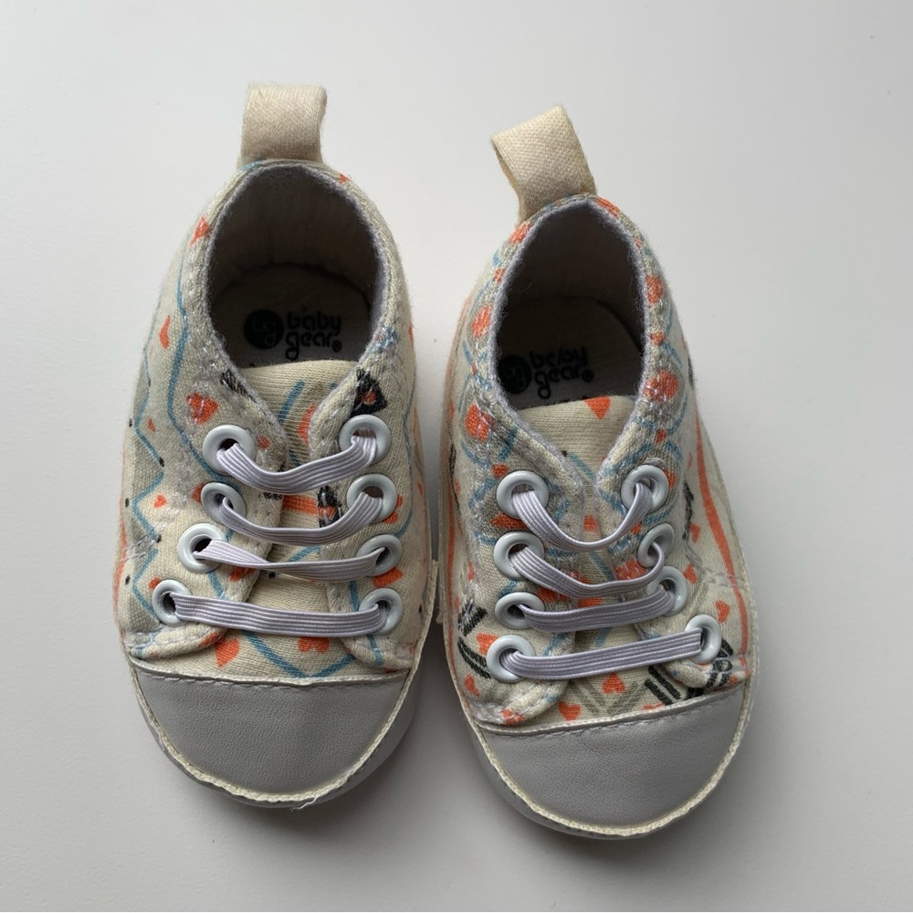 3/$10 BABY GEAR Baby girl shoes 3-6m